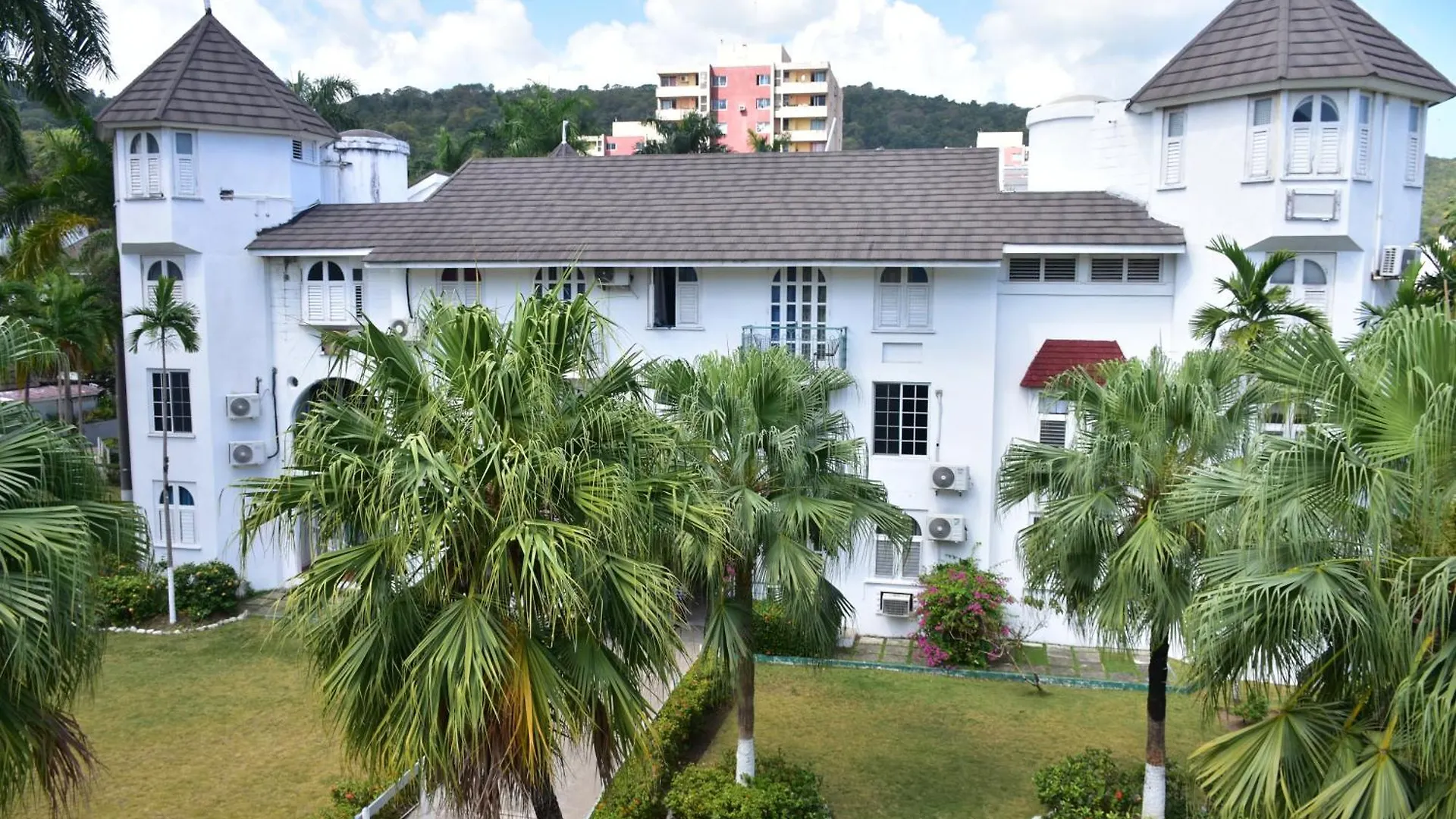 Czar'S Seaside Serenity@ Sandcastle, Ocho Rios. Apartment